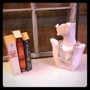 Braided beaded necklace clear, gold, white colors